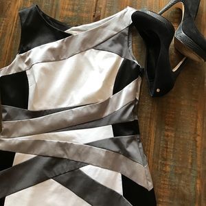 Karen Millen Black & White Slimming Dress .